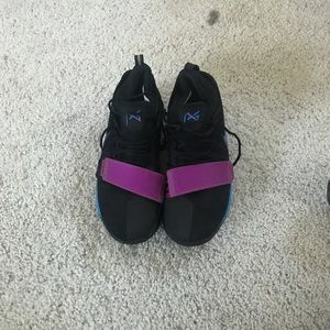 Nike Paul George Basketball shoes